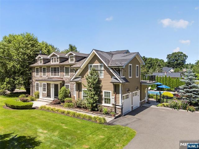 6 Park Lane, Jefferson Township, NJ 07438