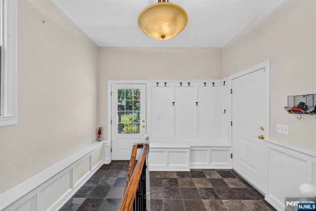 6 Park Lane, Jefferson Township, NJ 07438