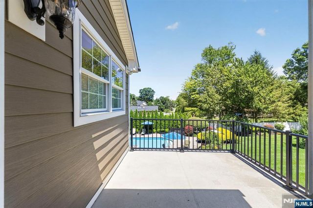 6 Park Lane, Jefferson Township, NJ 07438