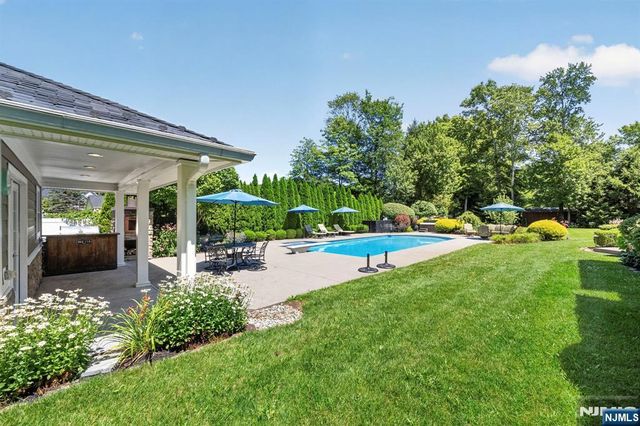 6 Park Lane, Jefferson Township, NJ 07438