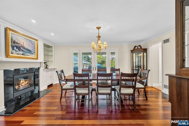 6 Park Lane, Jefferson Township, NJ 07438