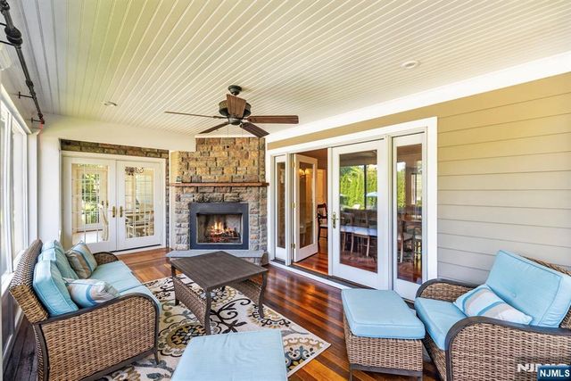 6 Park Lane, Jefferson Township, NJ 07438