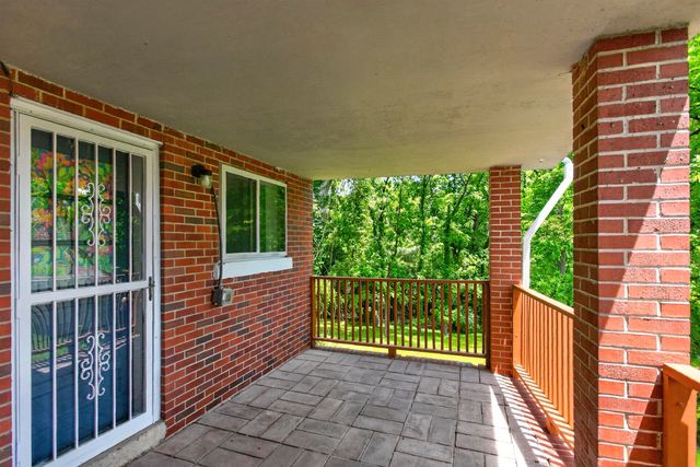 2226 Weona Dr, Nashville, TN 37214