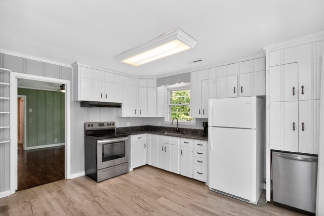2226 Weona Dr, Nashville, TN 37214