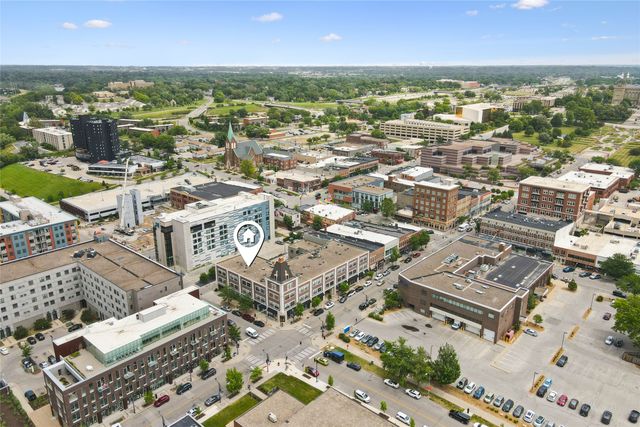400 E Locust Street 213, Des Moines, IA 50309