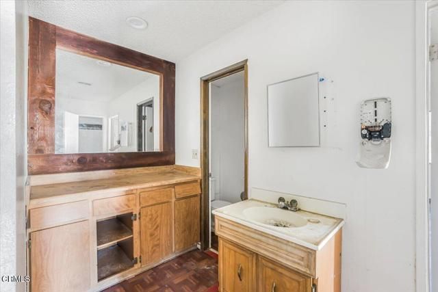 820 Railroad Avenue, Santa Paula, CA 93060