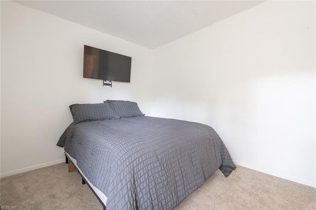 1313 Petrell DR, Virginia Beach, VA 23454