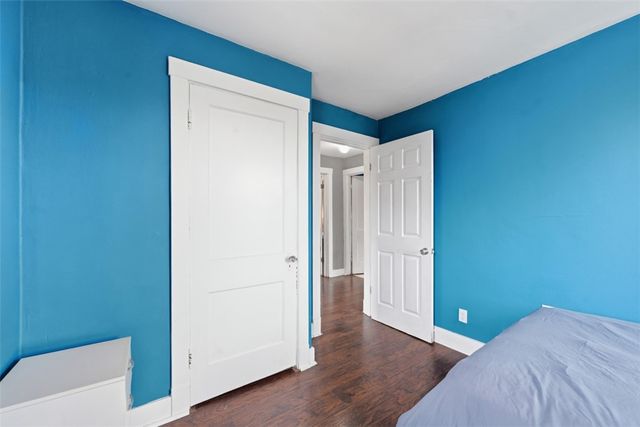 1414 Brinton Rd, Braddock Hills, PA 15221