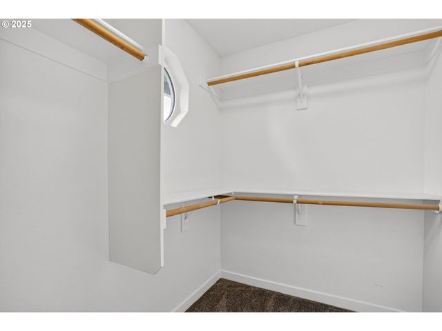 464 Ne 3RD Ave, Canby, OR 97013