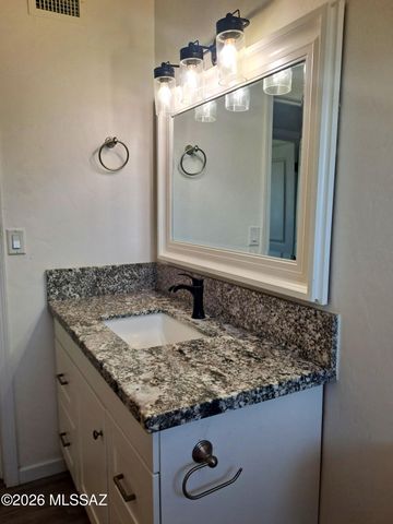 402 W Utah Street, Tucson, AZ 85706
