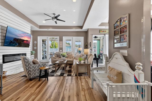 152 Northside Dr., Little River, SC 29566