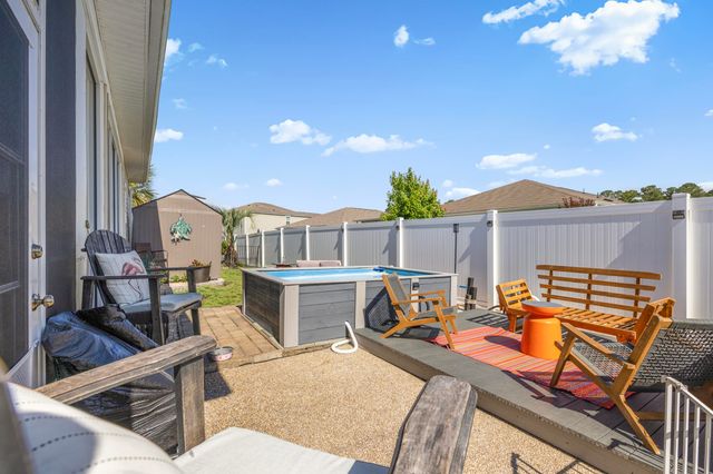 152 Northside Dr., Little River, SC 29566