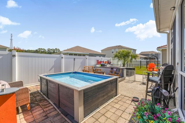 152 Northside Dr., Little River, SC 29566