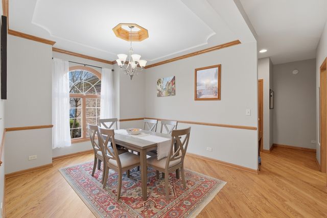 1007 Peregrine Way, Hampshire, IL 60140