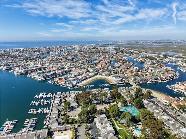 4232 Calhoun, Huntington Beach, CA 92649