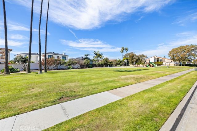 4232 Calhoun, Huntington Beach, CA 92649