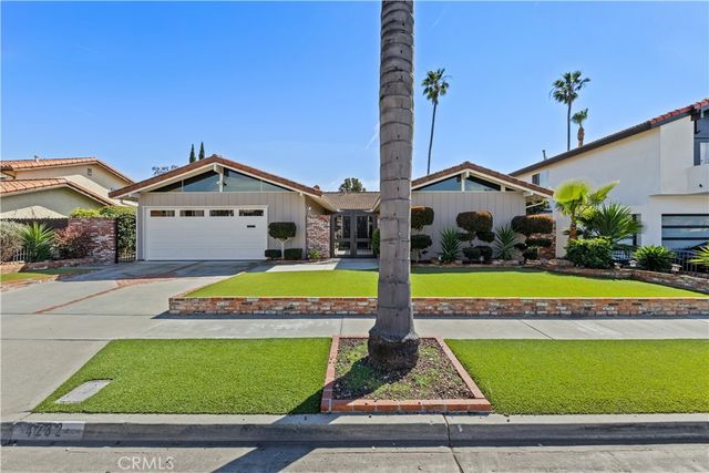 4232 Calhoun, Huntington Beach, CA 92649