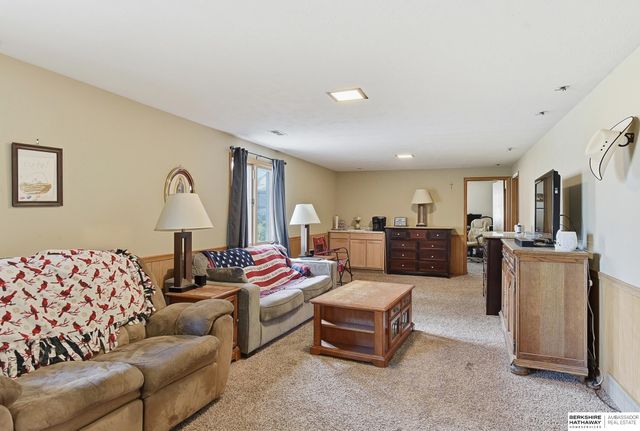 2117 S 113TH Street, Omaha, NE 68144