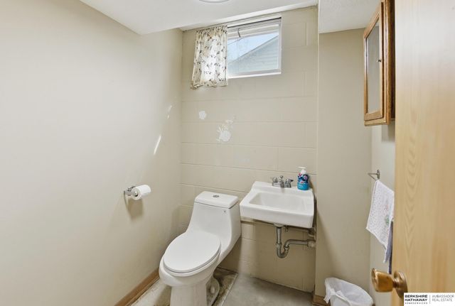 2117 S 113TH Street, Omaha, NE 68144