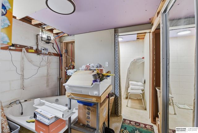 2117 S 113TH Street, Omaha, NE 68144