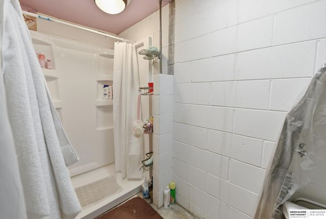 2117 S 113TH Street, Omaha, NE 68144