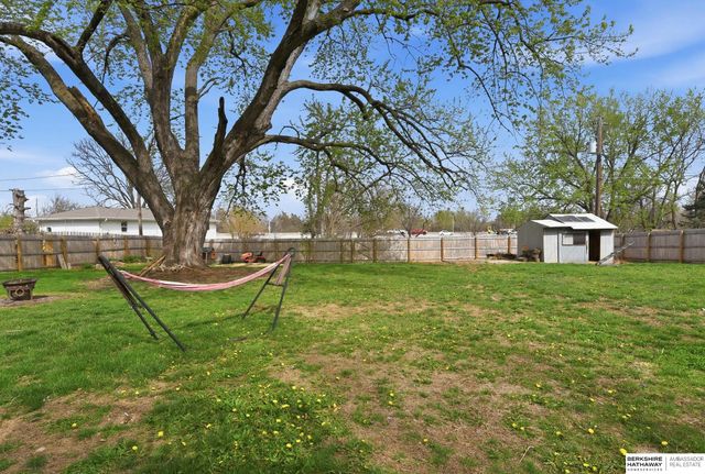 2117 S 113TH Street, Omaha, NE 68144