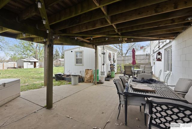 2117 S 113TH Street, Omaha, NE 68144