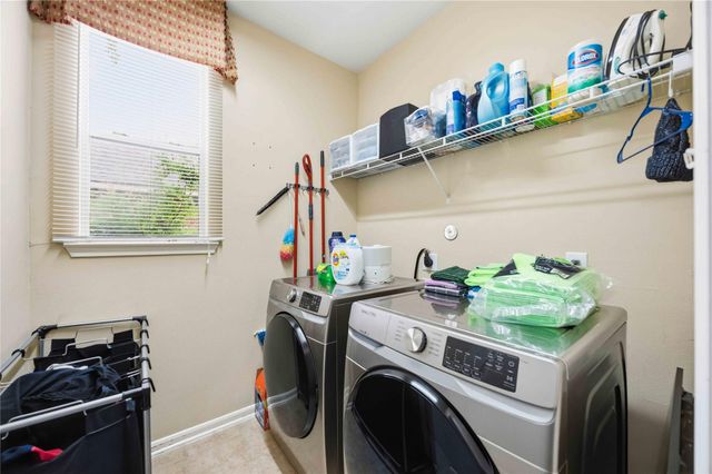 10634 Kentington Oak Drive, Humble, TX 77396