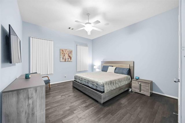 10634 Kentington Oak Drive, Humble, TX 77396