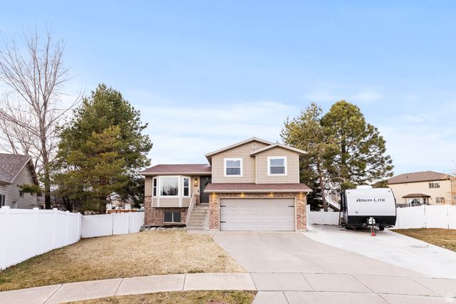 103 E 1250 N, Layton, UT 84041