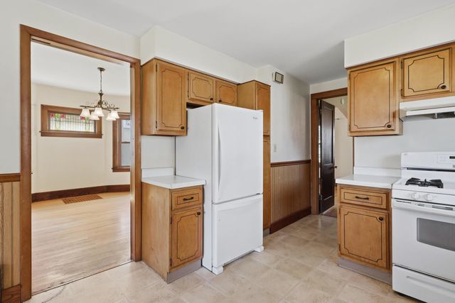 2036 13th Street, Moline, IL 61265