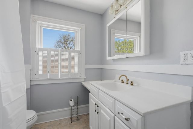 2036 13th Street, Moline, IL 61265