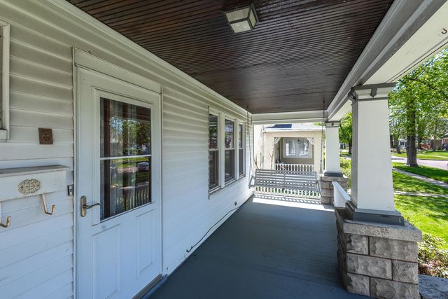 2036 13th Street, Moline, IL 61265
