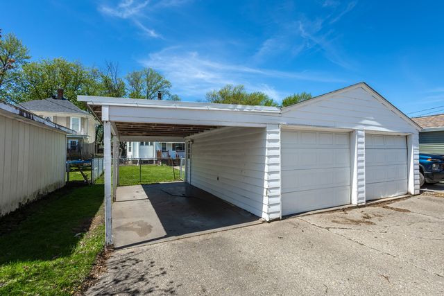 2036 13th Street, Moline, IL 61265