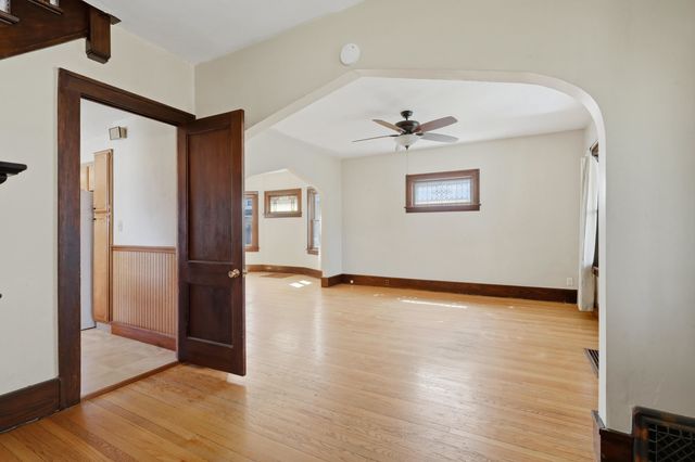2036 13th Street, Moline, IL 61265