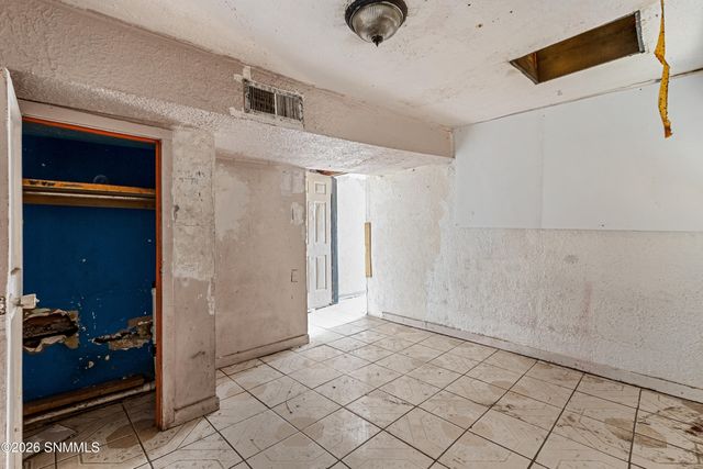 1511 N Mesquite Street, Las Cruces, NM 88001