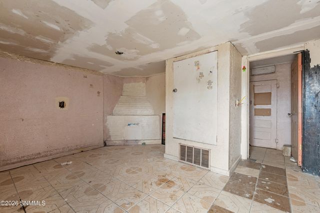 1511 N Mesquite Street, Las Cruces, NM 88001