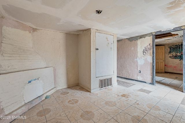 1511 N Mesquite Street, Las Cruces, NM 88001