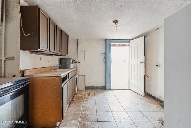 1511 N Mesquite Street, Las Cruces, NM 88001