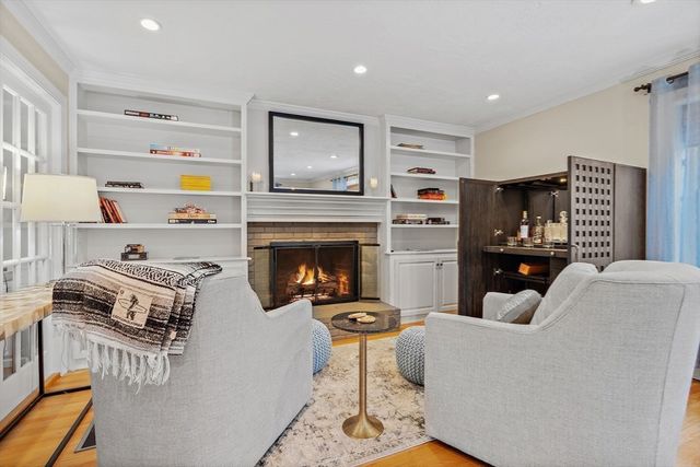 48 Chanticleer Road, Sudbury, MA 01776