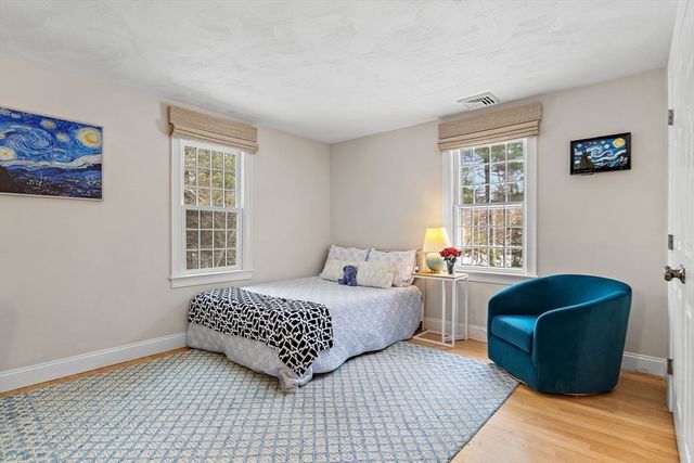 48 Chanticleer Road, Sudbury, MA 01776