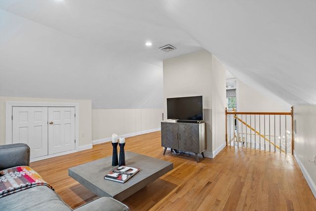 48 Chanticleer Road, Sudbury, MA 01776