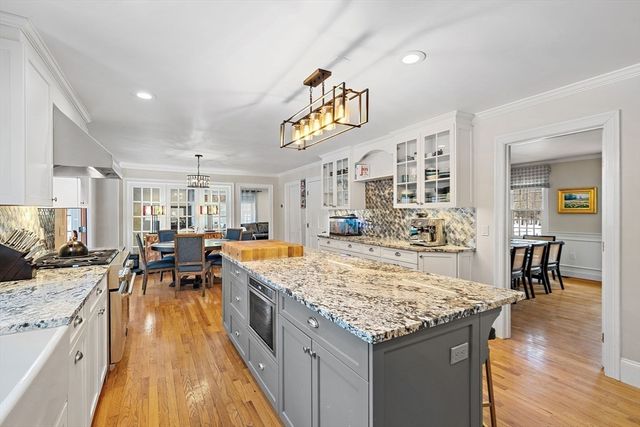 48 Chanticleer Road, Sudbury, MA 01776