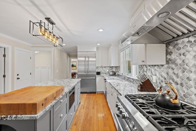 48 Chanticleer Road, Sudbury, MA 01776