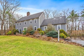 48 Chanticleer Road, Sudbury, MA 01776