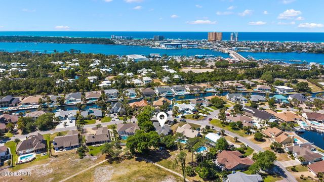342 WAHOO Road, Panama City Beach, FL 32408