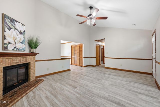300 W Woodcroft Parkway Apt 26a, Durham, NC 27713