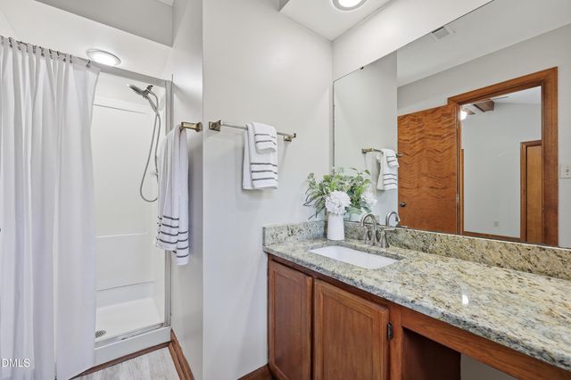 300 W Woodcroft Parkway Apt 26a, Durham, NC 27713