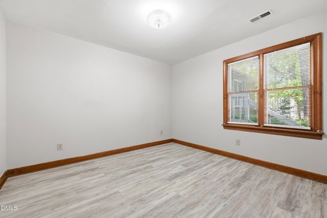 300 W Woodcroft Parkway Apt 26a, Durham, NC 27713
