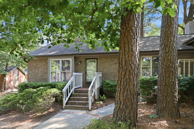 300 W Woodcroft Parkway Apt 26a, Durham, NC 27713